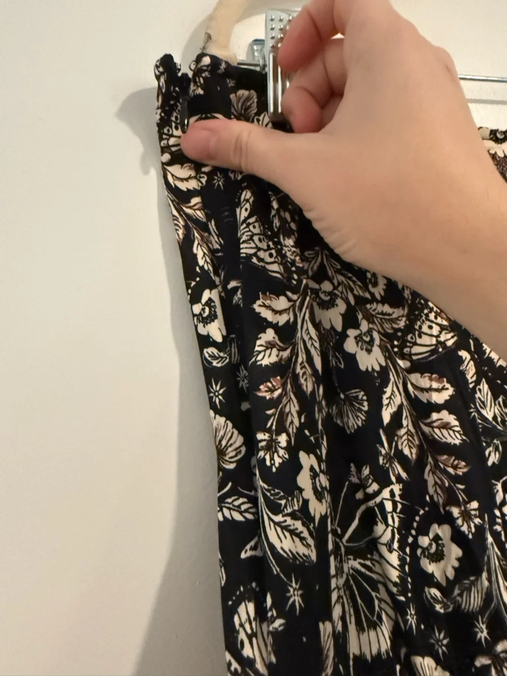 Anthropologie sat flare pant - Picture 6 of 7